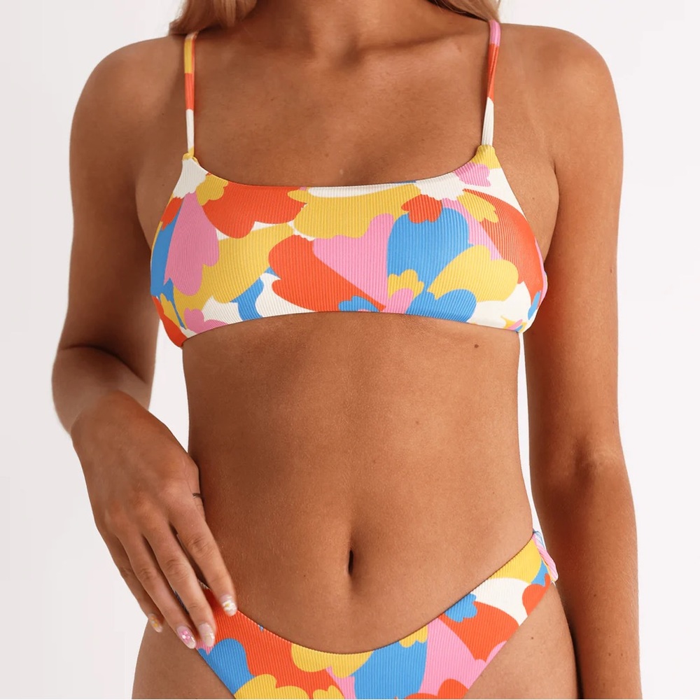 NWT Monaco I Classic Top